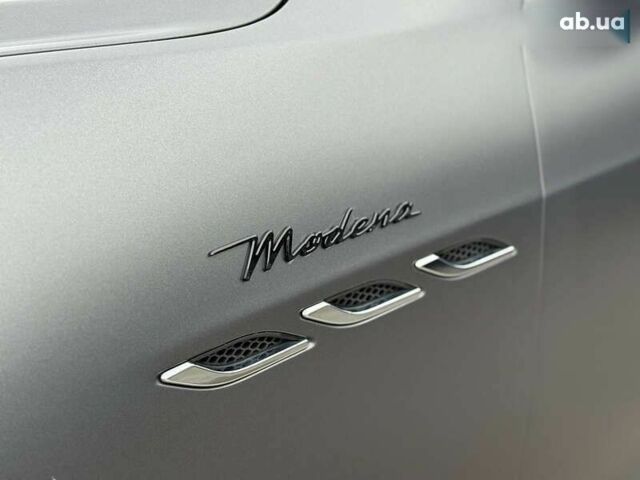 Мазерати Гибли, объемом двигателя 3 л и пробегом 110 тыс. км за 39900 $, фото 8 на Automoto.ua