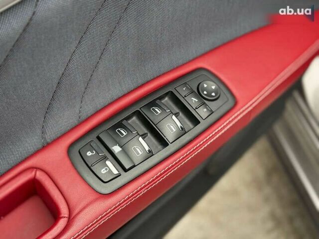 Мазерати Гибли, объемом двигателя 3 л и пробегом 110 тыс. км за 39900 $, фото 15 на Automoto.ua