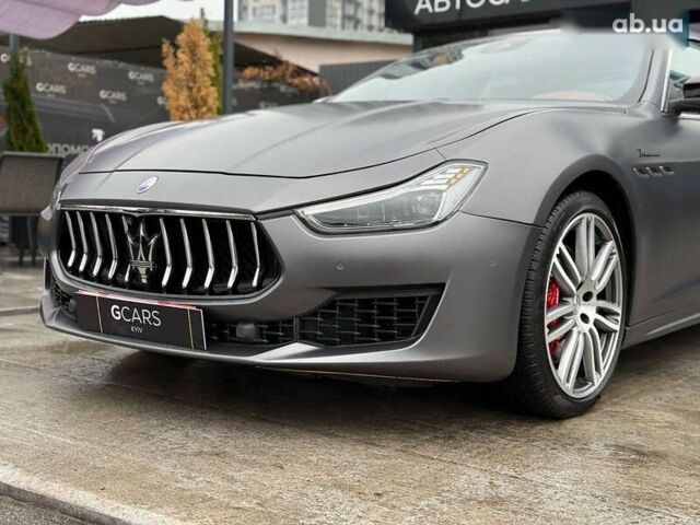 Мазерати Гибли, объемом двигателя 3 л и пробегом 110 тыс. км за 39900 $, фото 3 на Automoto.ua