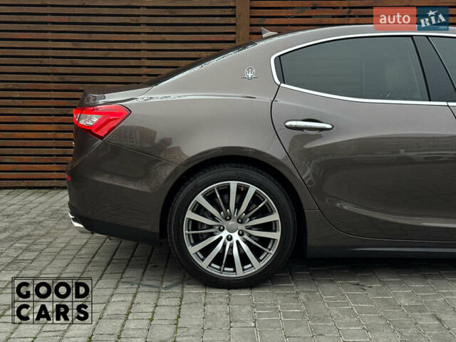 Сірий Мазераті Ghibli, об'ємом двигуна 2.98 л та пробігом 63 тис. км за 21000 $, фото 13 на Automoto.ua