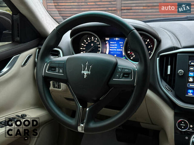 Сірий Мазераті Ghibli, об'ємом двигуна 2.98 л та пробігом 63 тис. км за 21000 $, фото 28 на Automoto.ua