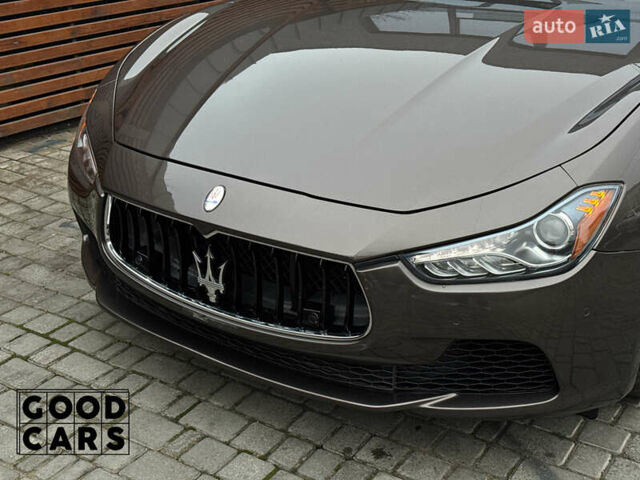 Сірий Мазераті Ghibli, об'ємом двигуна 2.98 л та пробігом 63 тис. км за 21000 $, фото 15 на Automoto.ua