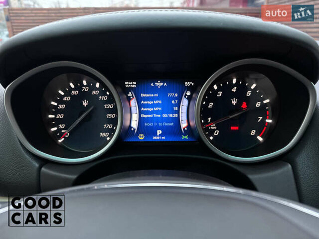 Сірий Мазераті Ghibli, об'ємом двигуна 2.98 л та пробігом 63 тис. км за 21000 $, фото 32 на Automoto.ua