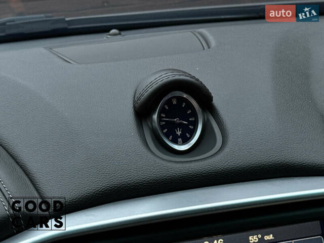 Сірий Мазераті Ghibli, об'ємом двигуна 2.98 л та пробігом 63 тис. км за 21000 $, фото 35 на Automoto.ua