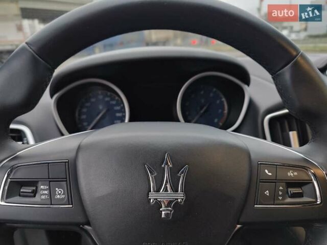 Серый Мазерати Гибли, объемом двигателя 2.98 л и пробегом 183 тыс. км за 18800 $, фото 22 на Automoto.ua