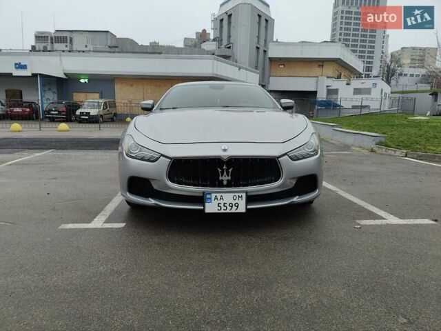 Серый Мазерати Гибли, объемом двигателя 2.98 л и пробегом 183 тыс. км за 18800 $, фото 1 на Automoto.ua