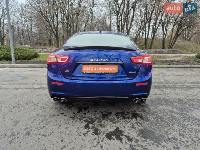 Синий Мазерати Гибли, объемом двигателя 2.99 л и пробегом 149 тыс. км за 26500 $, фото 6 на Automoto.ua