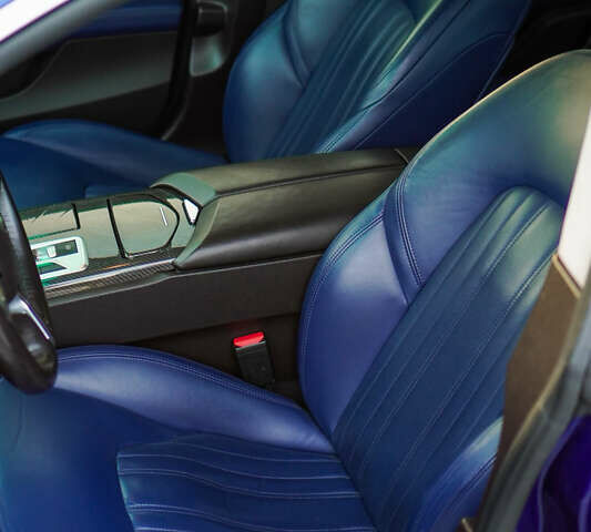 Синій Мазераті Ghibli, об'ємом двигуна 2.78 л та пробігом 113 тис. км за 23000 $, фото 14 на Automoto.ua