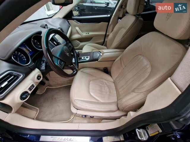 Мазерати Гибли 2014 в Одессе на Automoto.ua Синий Мазерати Гибли, объемом двигателя 2.98 л и пробегом 163 тыс. км за 18490 $, фото 43 на Automoto.ua