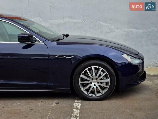 Мазерати Гибли 2014 в Одессе на Automoto.ua Синий Мазерати Гибли, объемом двигателя 2.98 л и пробегом 163 тыс. км за 18490 $, фото 19 на Automoto.ua