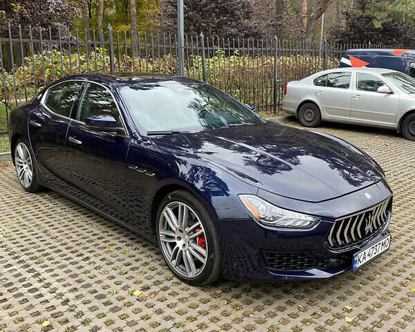 Синій Мазераті Ghibli, об'ємом двигуна 2.98 л та пробігом 77 тис. км за 26500 $, фото 8 на Automoto.ua