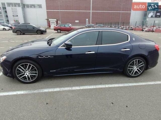 Синій Мазераті Ghibli, об'ємом двигуна 2.98 л та пробігом 62 тис. км за 45000 $, фото 5 на Automoto.ua