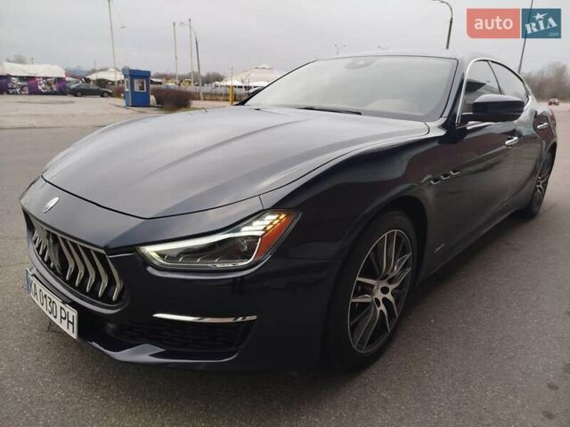 Синій Мазераті Ghibli, об'ємом двигуна 2.98 л та пробігом 62 тис. км за 45000 $, фото 3 на Automoto.ua