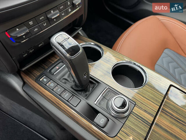 Синий Мазерати Гибли, объемом двигателя 2.98 л и пробегом 20 тыс. км за 42000 $, фото 24 на Automoto.ua