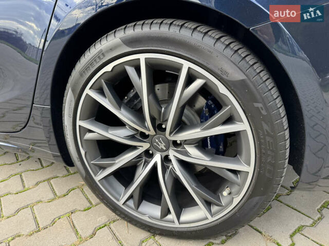 Синий Мазерати Гибли, объемом двигателя 2.98 л и пробегом 20 тыс. км за 42000 $, фото 32 на Automoto.ua