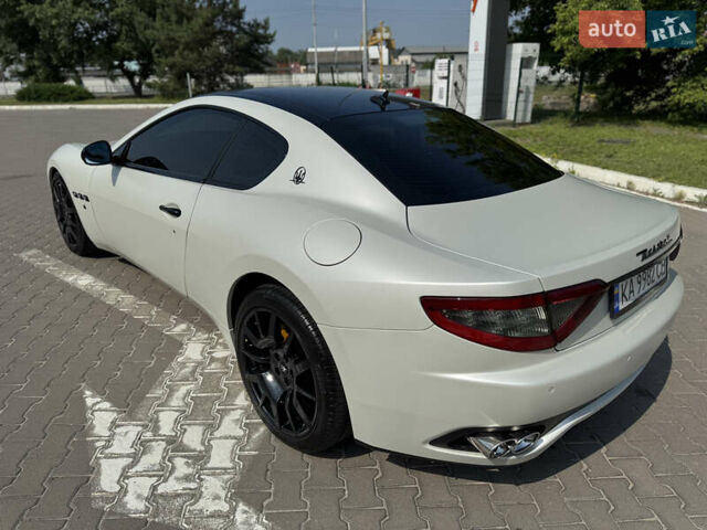 Чорний Мазераті Granturismo, об'ємом двигуна 4.24 л та пробігом 150 тис. км за 39500 $, фото 9 на Automoto.ua