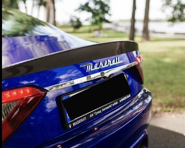 Синій Мазераті Granturismo, об'ємом двигуна 4.69 л та пробігом 1 тис. км за 84500 $, фото 77 на Automoto.ua