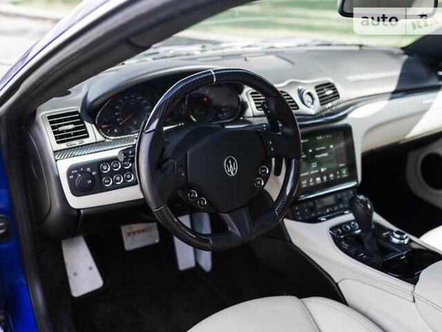 Синій Мазераті Granturismo, об'ємом двигуна 4.69 л та пробігом 1 тис. км за 84500 $, фото 8 на Automoto.ua