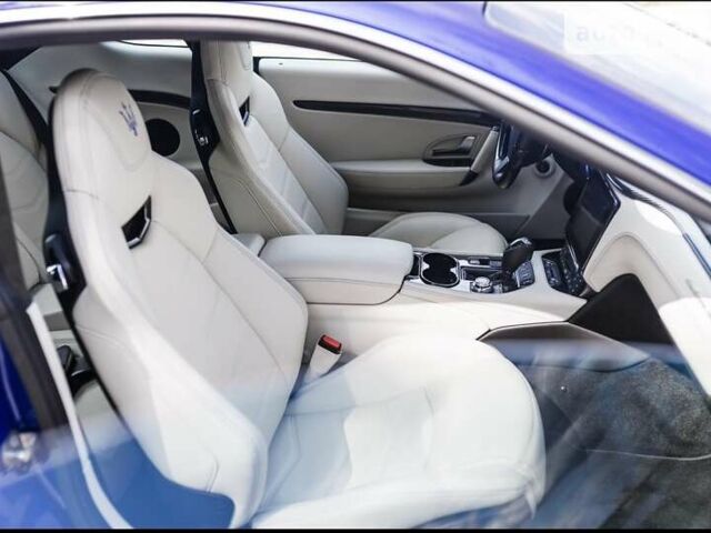 Синій Мазераті Granturismo, об'ємом двигуна 4.69 л та пробігом 1 тис. км за 84500 $, фото 28 на Automoto.ua