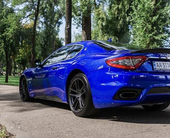 Синій Мазераті Granturismo, об'ємом двигуна 4.69 л та пробігом 1 тис. км за 84500 $, фото 50 на Automoto.ua