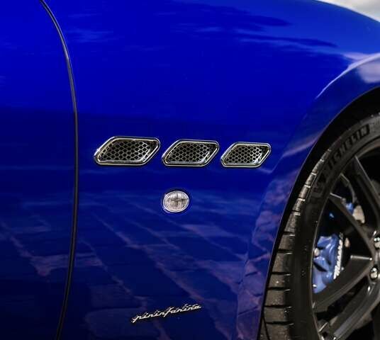 Синій Мазераті Granturismo, об'ємом двигуна 4.69 л та пробігом 1 тис. км за 84500 $, фото 6 на Automoto.ua
