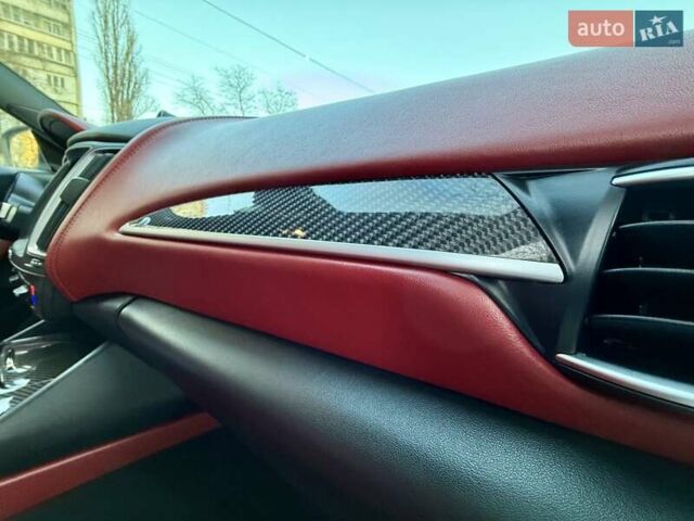 Білий Мазераті Леванте, об'ємом двигуна 2.98 л та пробігом 79 тис. км за 38800 $, фото 95 на Automoto.ua