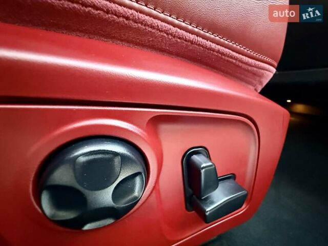 Білий Мазераті Леванте, об'ємом двигуна 2.98 л та пробігом 79 тис. км за 38800 $, фото 91 на Automoto.ua