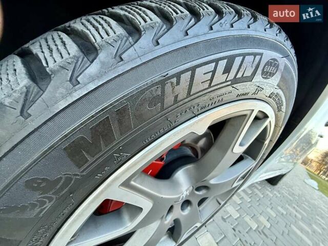 Білий Мазераті Леванте, об'ємом двигуна 2.98 л та пробігом 79 тис. км за 38800 $, фото 52 на Automoto.ua