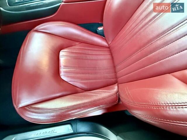 Білий Мазераті Леванте, об'ємом двигуна 2.98 л та пробігом 79 тис. км за 38800 $, фото 64 на Automoto.ua