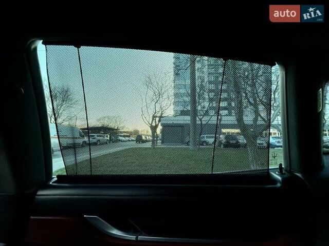 Білий Мазераті Леванте, об'ємом двигуна 2.98 л та пробігом 79 тис. км за 38800 $, фото 111 на Automoto.ua