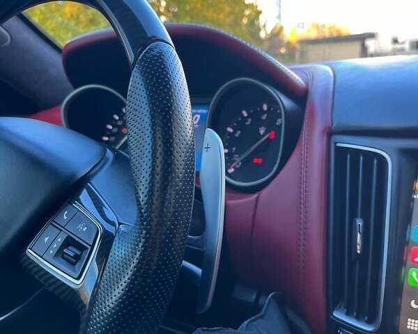 Белый Мазерати Леванте, объемом двигателя 3 л и пробегом 82 тыс. км за 40000 $, фото 57 на Automoto.ua