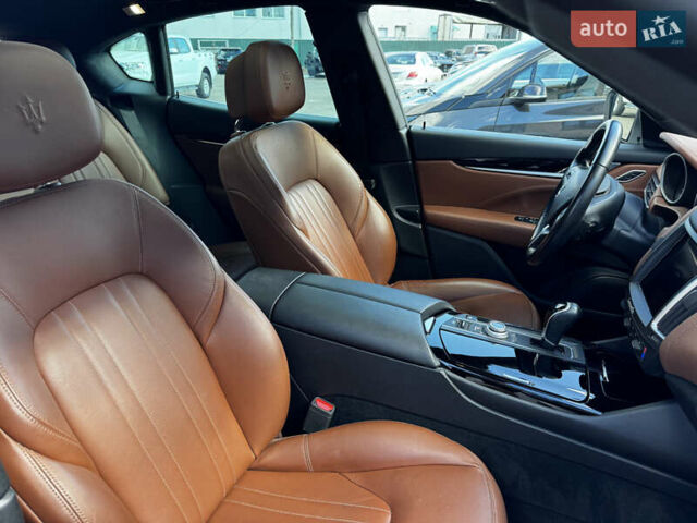 Белый Мазерати Леванте, объемом двигателя 2.98 л и пробегом 88 тыс. км за 29999 $, фото 39 на Automoto.ua