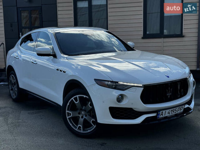 Белый Мазерати Леванте, объемом двигателя 2.98 л и пробегом 88 тыс. км за 29999 $, фото 9 на Automoto.ua