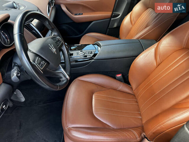 Белый Мазерати Леванте, объемом двигателя 2.98 л и пробегом 88 тыс. км за 29999 $, фото 29 на Automoto.ua