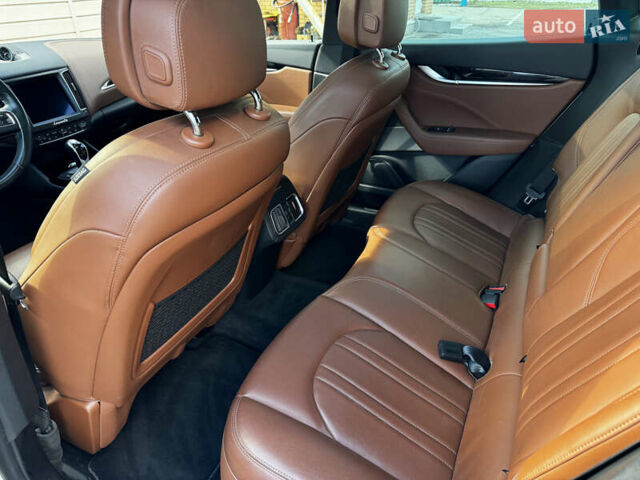 Белый Мазерати Леванте, объемом двигателя 2.98 л и пробегом 88 тыс. км за 29999 $, фото 22 на Automoto.ua