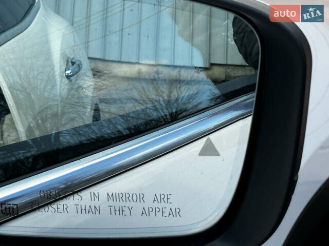 Белый Мазерати Леванте, объемом двигателя 2.98 л и пробегом 88 тыс. км за 29999 $, фото 36 на Automoto.ua