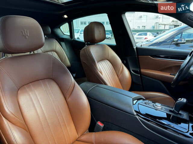 Белый Мазерати Леванте, объемом двигателя 2.98 л и пробегом 88 тыс. км за 29999 $, фото 40 на Automoto.ua