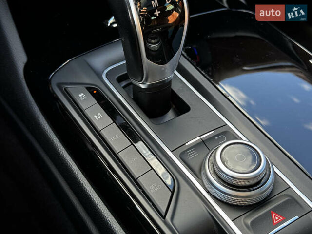 Белый Мазерати Леванте, объемом двигателя 2.98 л и пробегом 88 тыс. км за 29999 $, фото 44 на Automoto.ua