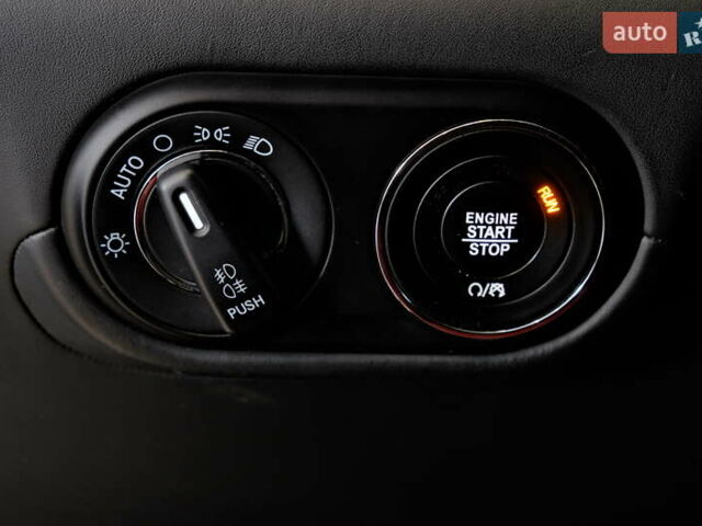 Мазерати Леванте 2019 в Одессе на Automoto.ua Белый Мазерати Леванте, объемом двигателя 3 л и пробегом 68 тыс. км за 34900 $, фото 67 на Automoto.ua