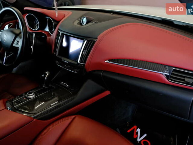 Мазерати Леванте 2019 в Одессе на Automoto.ua Белый Мазерати Леванте, объемом двигателя 3 л и пробегом 68 тыс. км за 34900 $, фото 54 на Automoto.ua