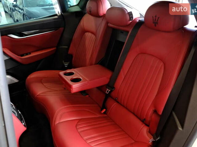 Мазерати Леванте 2019 в Одессе на Automoto.ua Белый Мазерати Леванте, объемом двигателя 3 л и пробегом 68 тыс. км за 34900 $, фото 45 на Automoto.ua