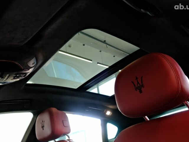 Мазерати Леванте 2019 в Одессе на Automoto.ua Белый Мазерати Леванте, объемом двигателя 3 л и пробегом 68 тыс. км за 34900 $, фото 7 на Automoto.ua