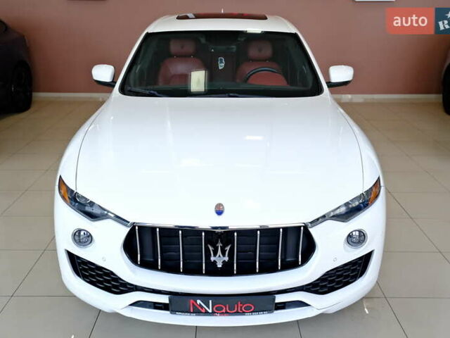 Мазерати Леванте 2019 в Одессе на Automoto.ua Белый Мазерати Леванте, объемом двигателя 3 л и пробегом 68 тыс. км за 34900 $, фото 1 на Automoto.ua