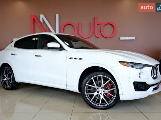 Мазерати Леванте 2019 в Одессе на Automoto.ua Белый Мазерати Леванте, объемом двигателя 3 л и пробегом 68 тыс. км за 34900 $, фото 17 на Automoto.ua