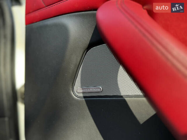 Белый Мазерати Леванте, объемом двигателя 3.8 л и пробегом 66 тыс. км за 63000 $, фото 7 на Automoto.ua