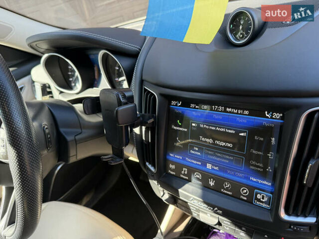 Белый Мазерати Леванте, объемом двигателя 2.98 л и пробегом 130 тыс. км за 38500 $, фото 9 на Automoto.ua