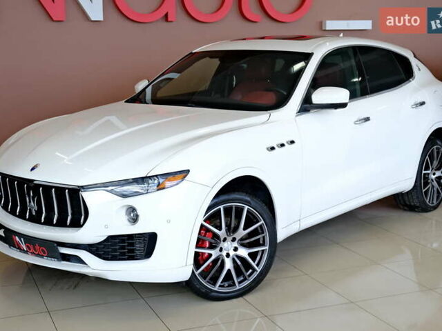 Мазерати Леванте 2019 в Одессе на Automoto.ua Белый Мазерати Леванте, объемом двигателя 3 л и пробегом 68 тыс. км за 34900 $, фото 9 на Automoto.ua
