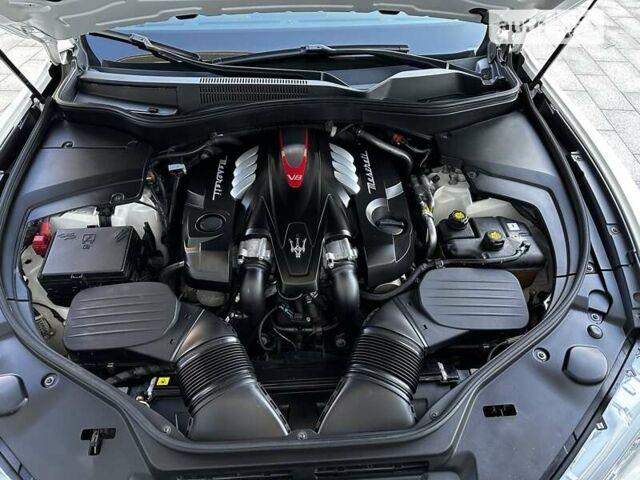 Белый Мазерати Леванте, объемом двигателя 3.8 л и пробегом 55 тыс. км за 65000 $, фото 13 на Automoto.ua