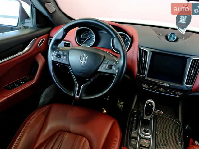 Мазерати Леванте 2019 в Одессе на Automoto.ua Белый Мазерати Леванте, объемом двигателя 3 л и пробегом 68 тыс. км за 34900 $, фото 56 на Automoto.ua