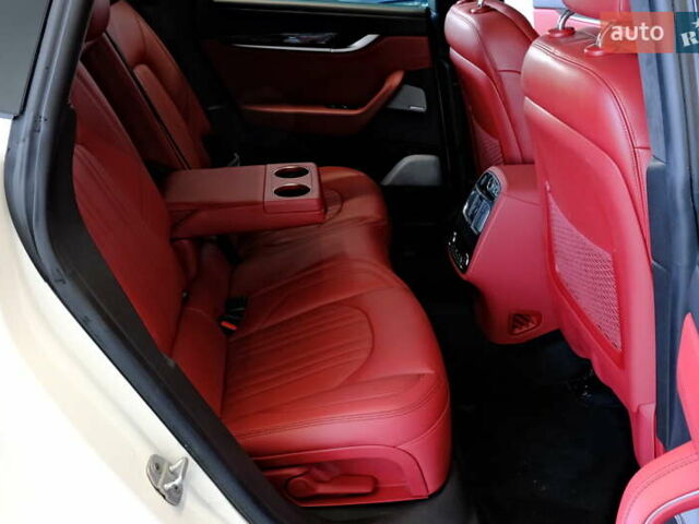 Мазерати Леванте 2019 в Одессе на Automoto.ua Белый Мазерати Леванте, объемом двигателя 3 л и пробегом 68 тыс. км за 34900 $, фото 50 на Automoto.ua